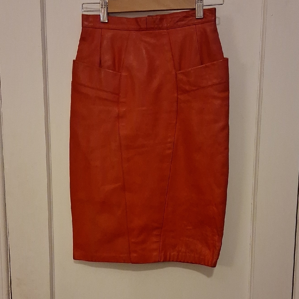 Vintage Moon Light Paris Elegant Red Pencil Leather Skirt Waist 24in